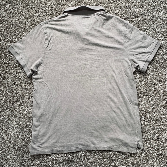 J. CREW Men's Short-Sleeved Polo Shirt - Picture 4 of 4